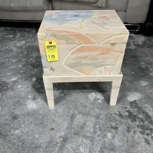 WOOD CHEST WITH DESIGN ON STAND