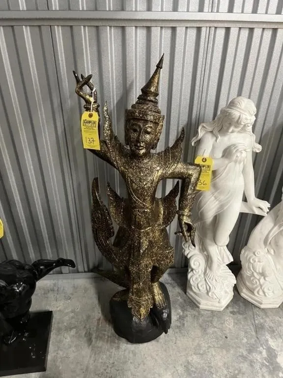 HAND-CARVED WOOD STATUE WITH GOLD GILT (1 PIECE BR