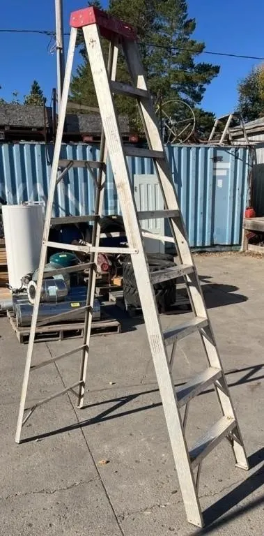 93" Aluminum Step Ladder. #C