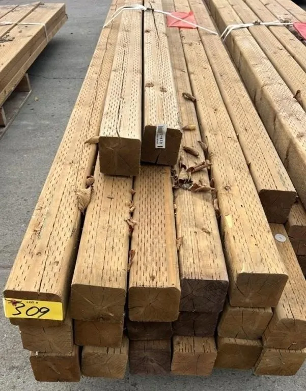 Lot of 17 pieces 4" x 4" x 12ft and four pieces 4"
