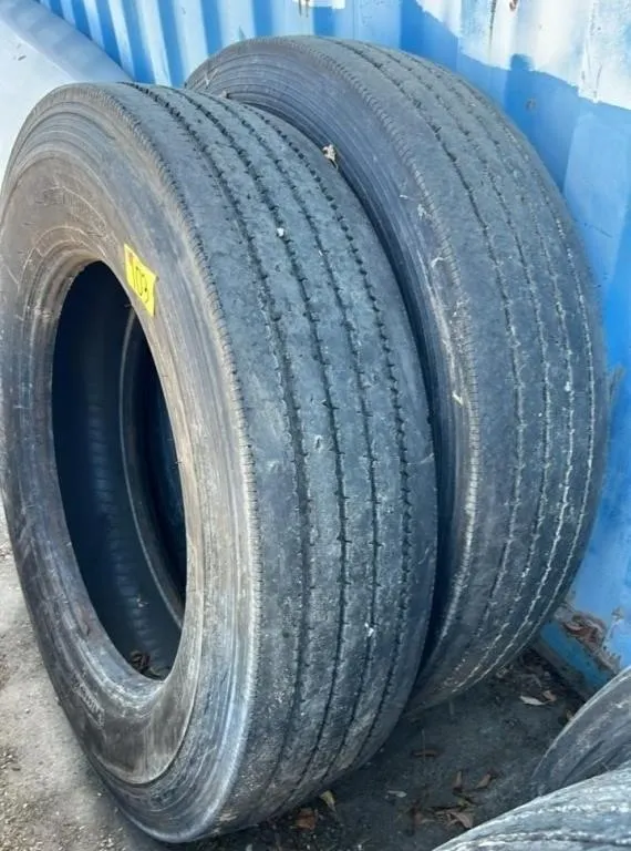 2 Bridgestone 285/75R24.5 Truck Tires. #C.