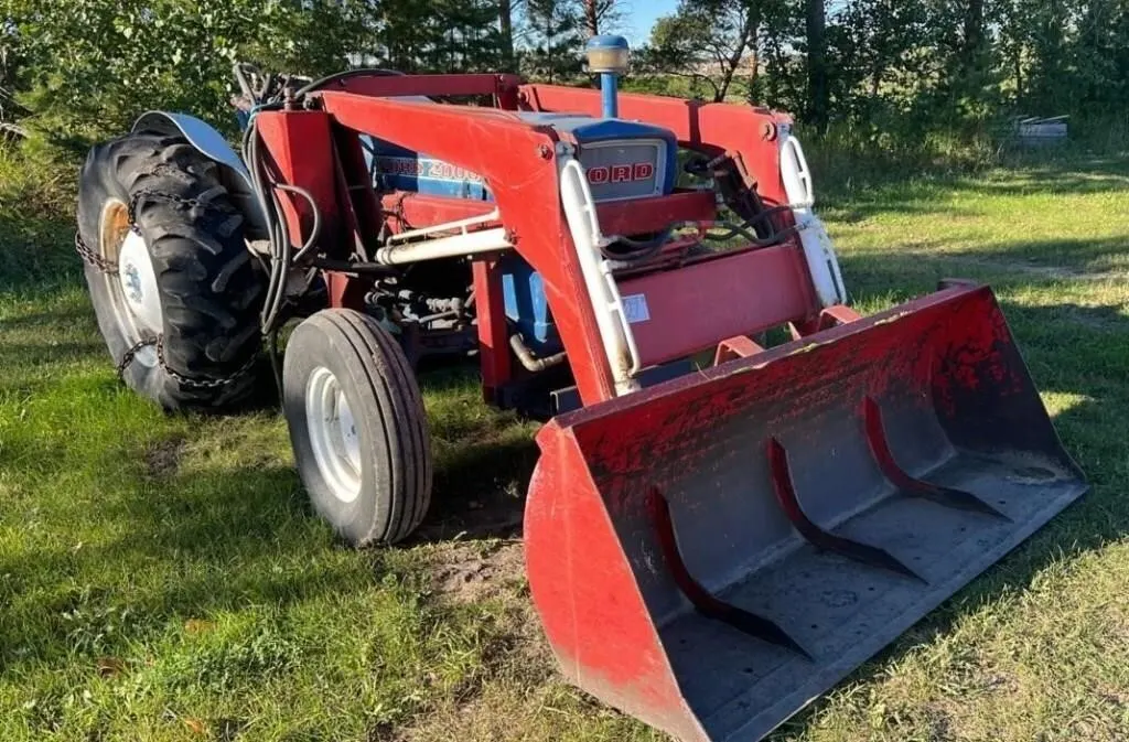 Ford Model 2000 Diesel Tractor, S/N: B164929