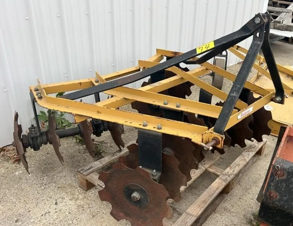 King Kutter 60"W, 3PTH Tandem Disc. 16" Notch