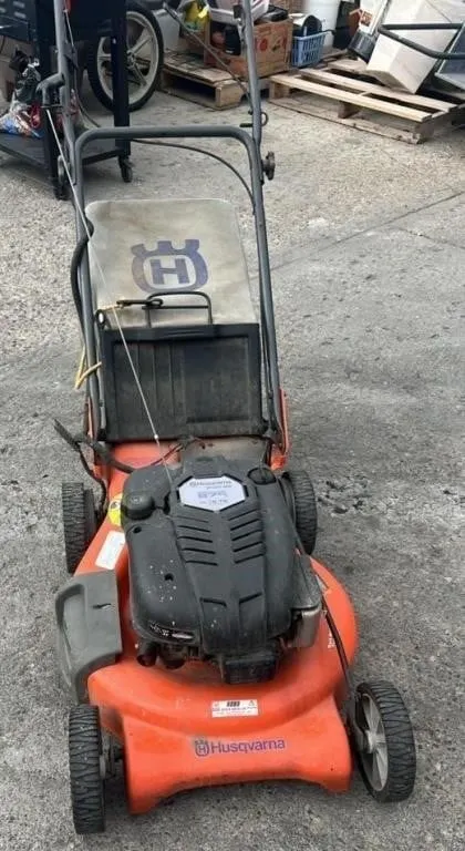 Husqvarna Self-Propelled 21" Lawnmower w/Rear