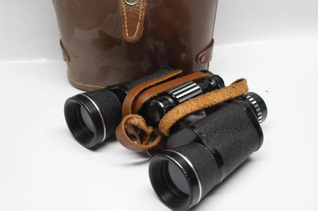 Eagle 7x35 Coated Binoculars with Leather Case