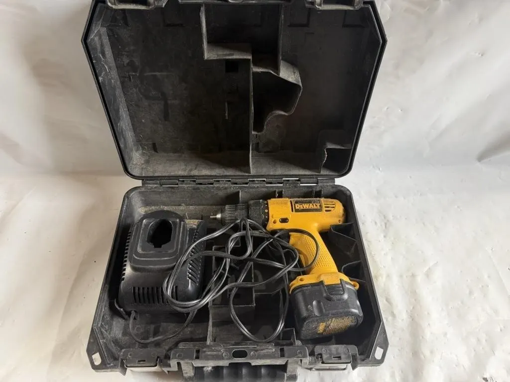 DeWalt Cordless Drill with Case and Charger
