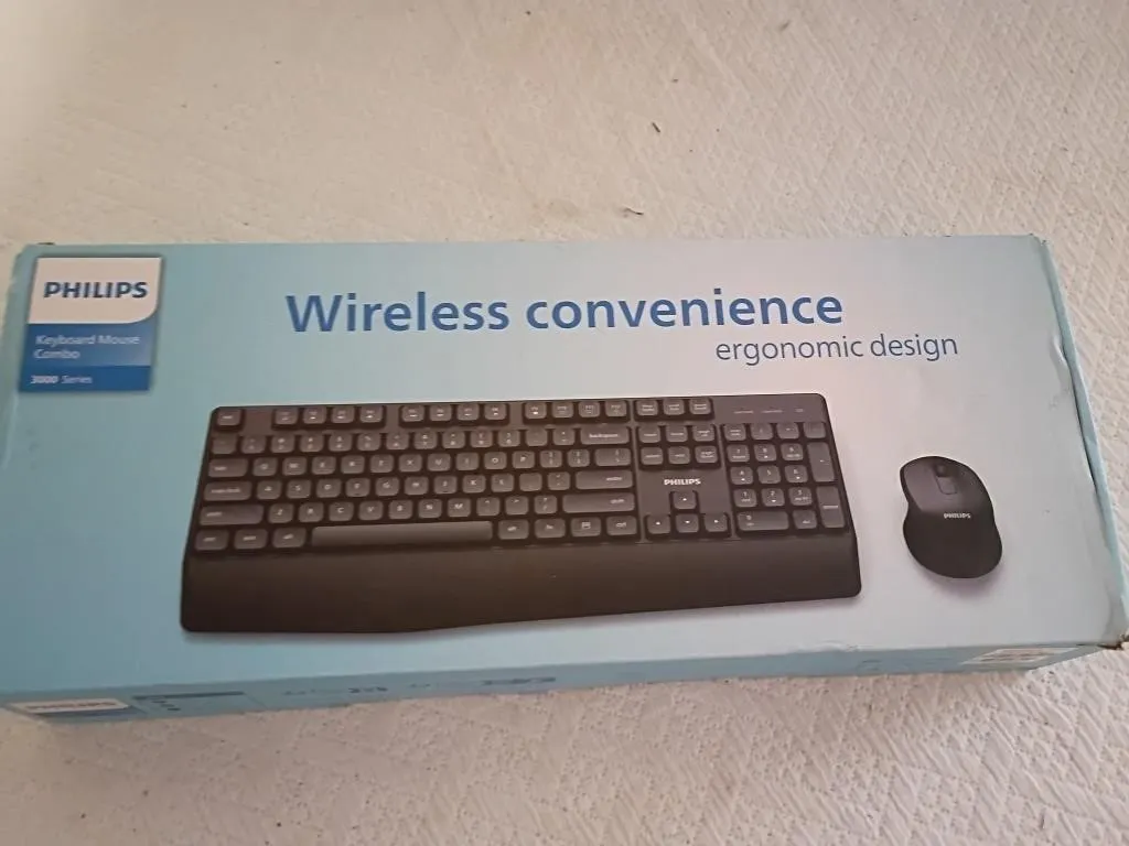 WIRELESS KEYBOARD AND MOUSE SET