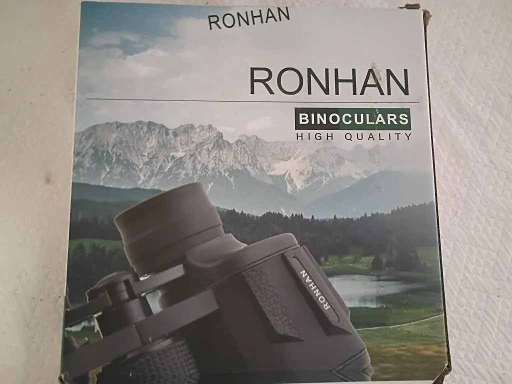 BINOCULARS WITH CASE