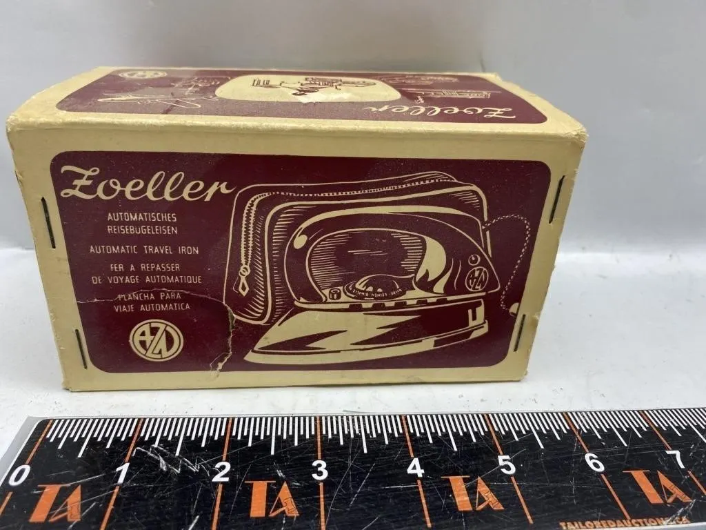 Zoeller Automatic Travel Iron in Box with Green