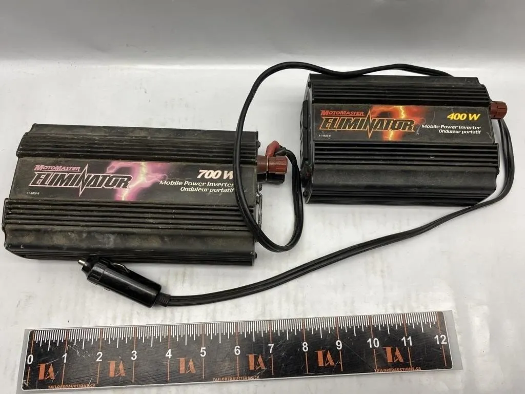 MotoMaster Eliminator Power Inverters, 700W & 400W