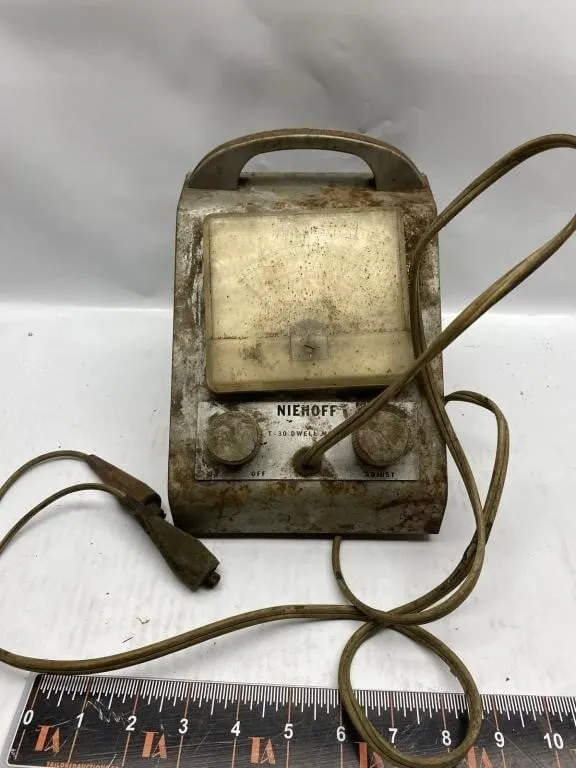 Niehoff T-30 Dwell Meter