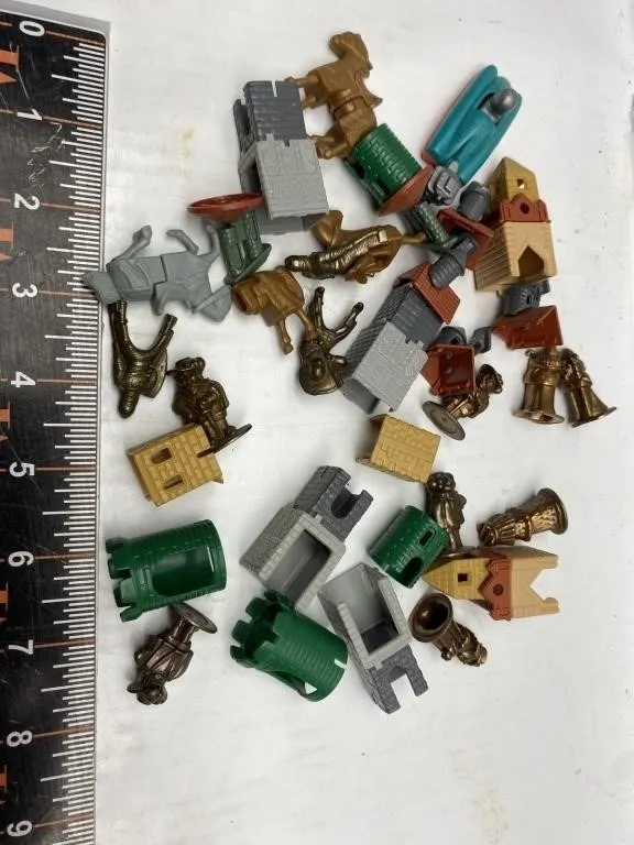 Mixed Lot: Toy Figures, Necklace