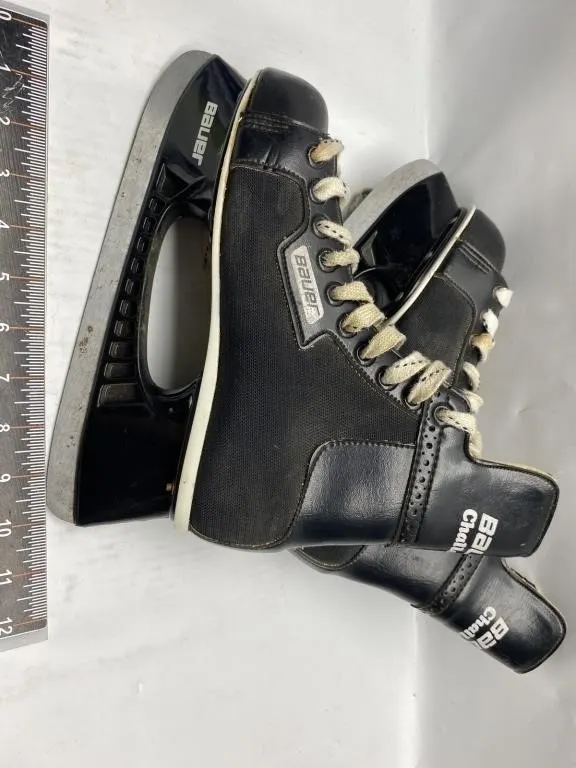 Bauer Challenger hockey skates