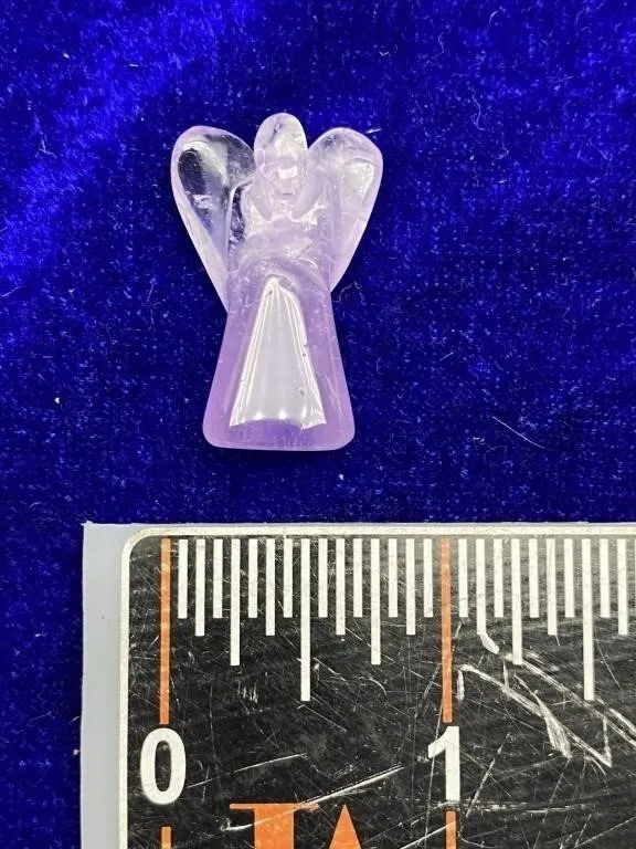 Amethyst Angel Carving, 35 CT
