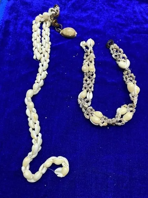 Cowrie shell necklace and bracelet set