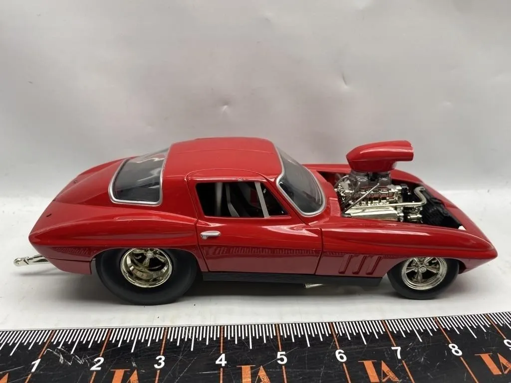 1:18 Diecast Pro Street Corvette Hot Rod