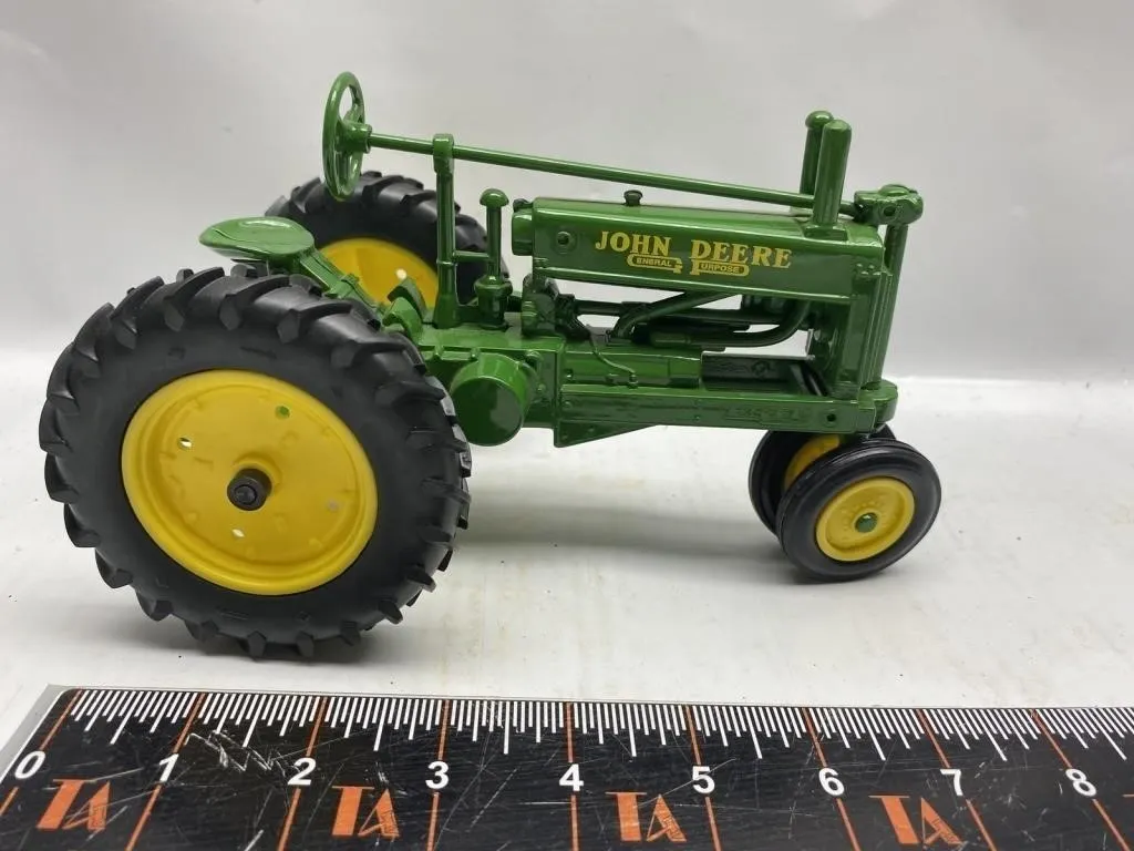 John Deere 'General Purpose' Model Toy Tractor