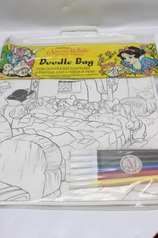 Disney Snow White Doodle Bag Coloring Kit w/ Pens