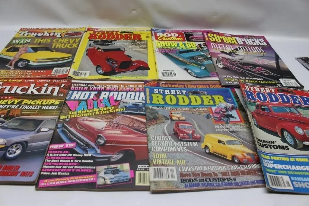 Lot of vintage hot rod magazines (Truckin', Street