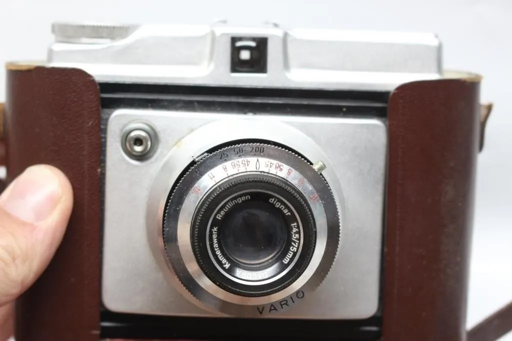 Dacora Vario Camera w/ Dignar 75mm Lens & Case