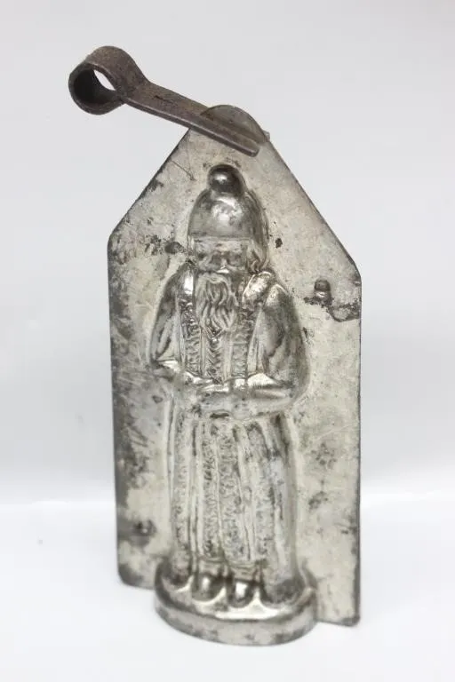 Vintage Santa Claus Chocolate Mold, One-Piece