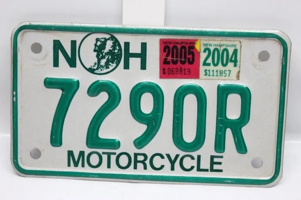 New Hampshire Motorcycle License Plate 72-90R