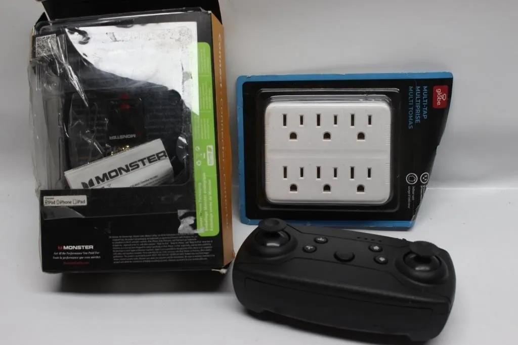 Monster Car Connect, Outlet Adapter & Controller