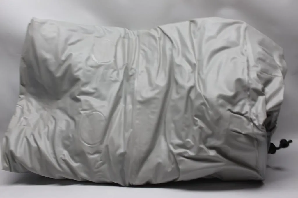 Portable inflatable air mattress/bag with pump