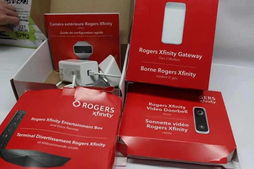 Rogers Xfinity Bundle & Monster CarPlay Adapter