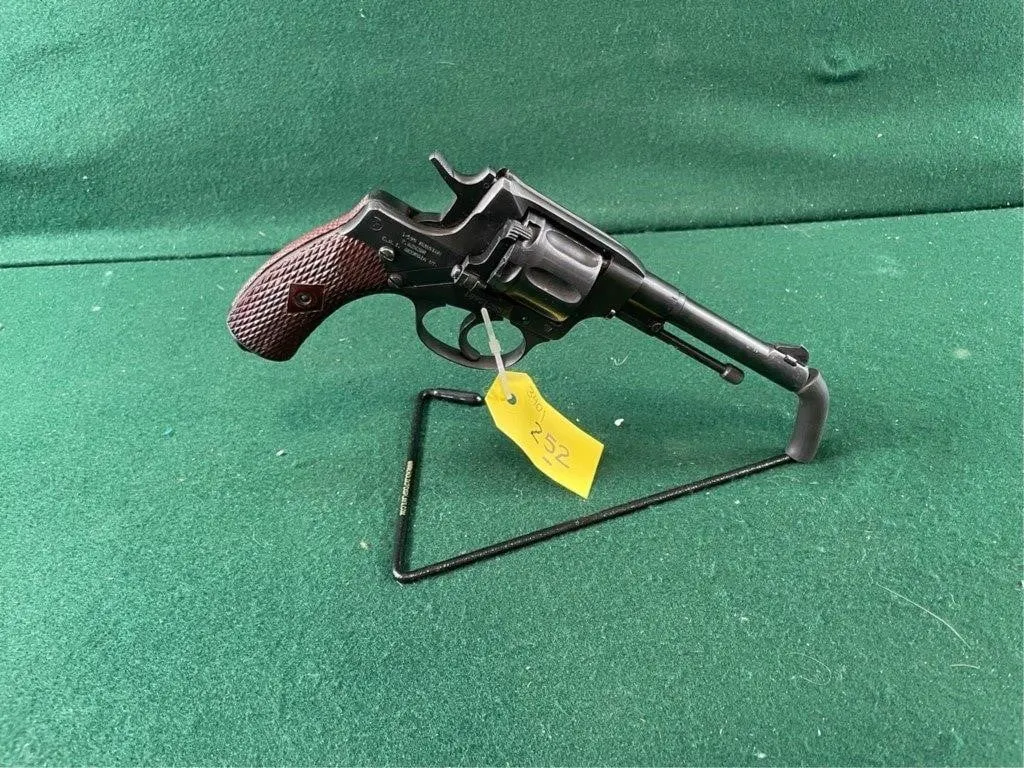 Russian Nagant Mdl.1895 7.62x38R Revolver