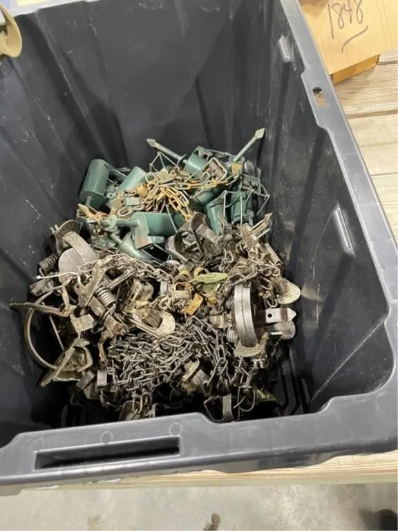 Tote of Traps