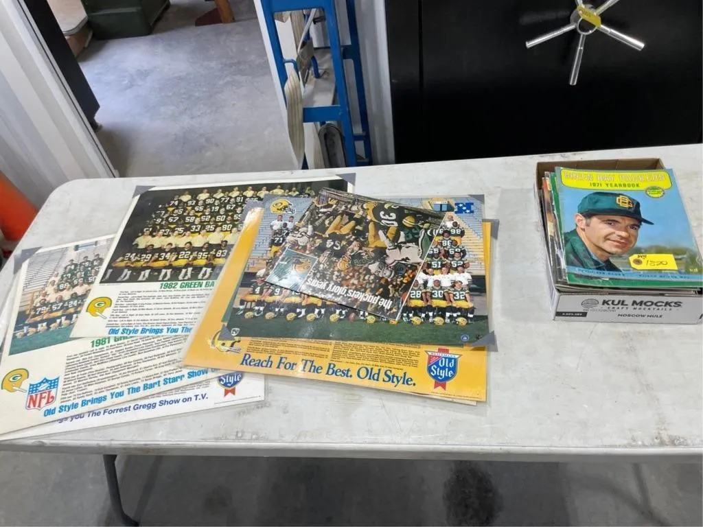 Vintage Packer Magazines & Posters