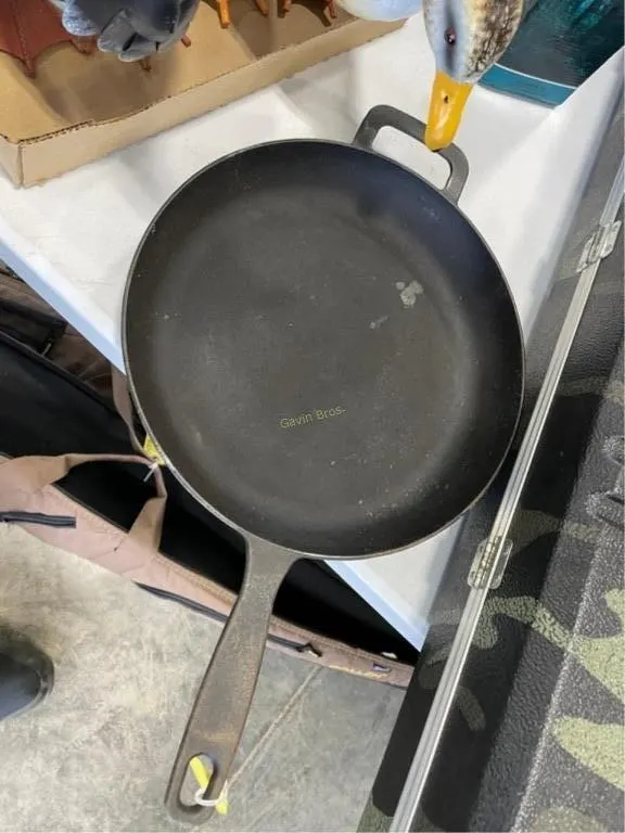 12" Cast Iron Pan