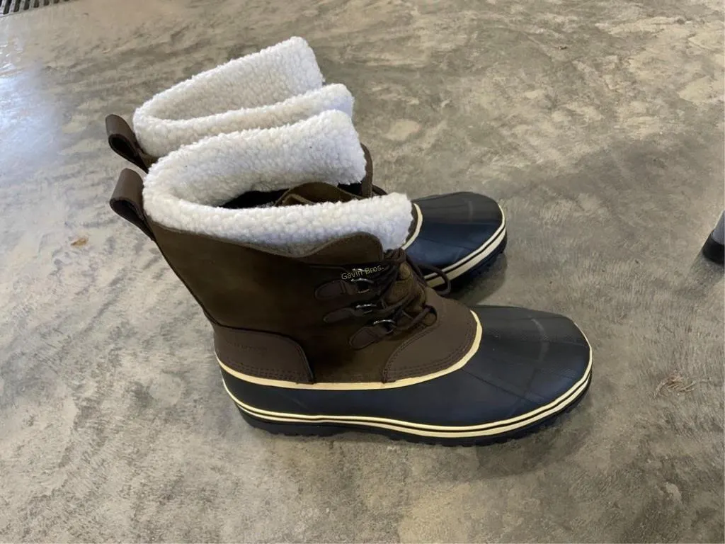 Sz.14 Winter Boots