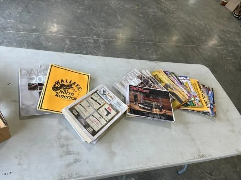 Flat of Gun Books
