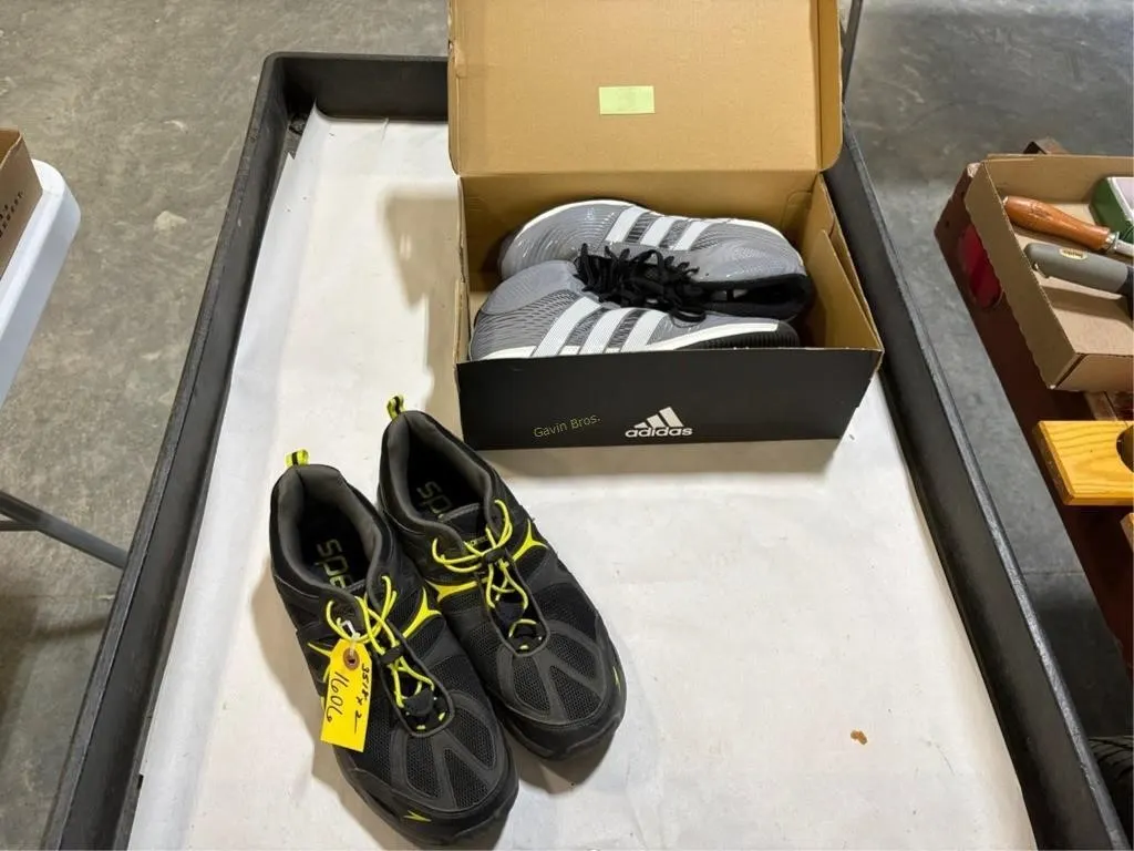 (2) Pairs Sz.10 & 9.5 Shoes