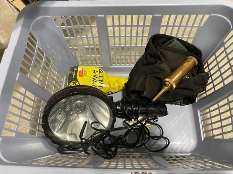 Spotlight, Scent-a-way, Black Powder Container