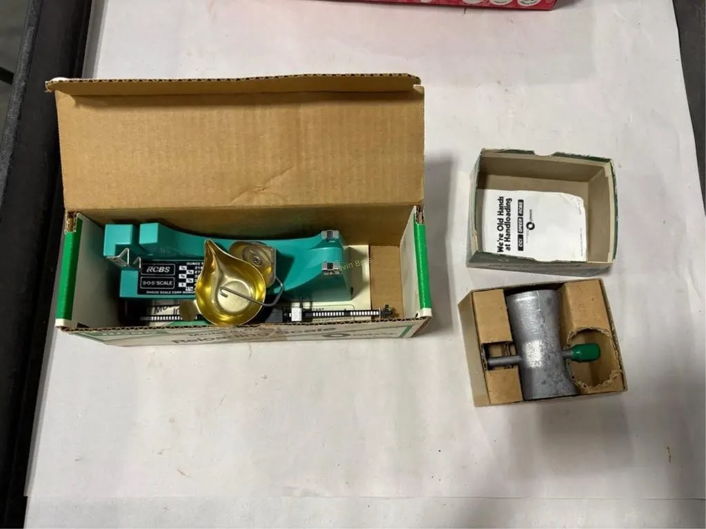 RCBS Beam Scale & Powder Trickler