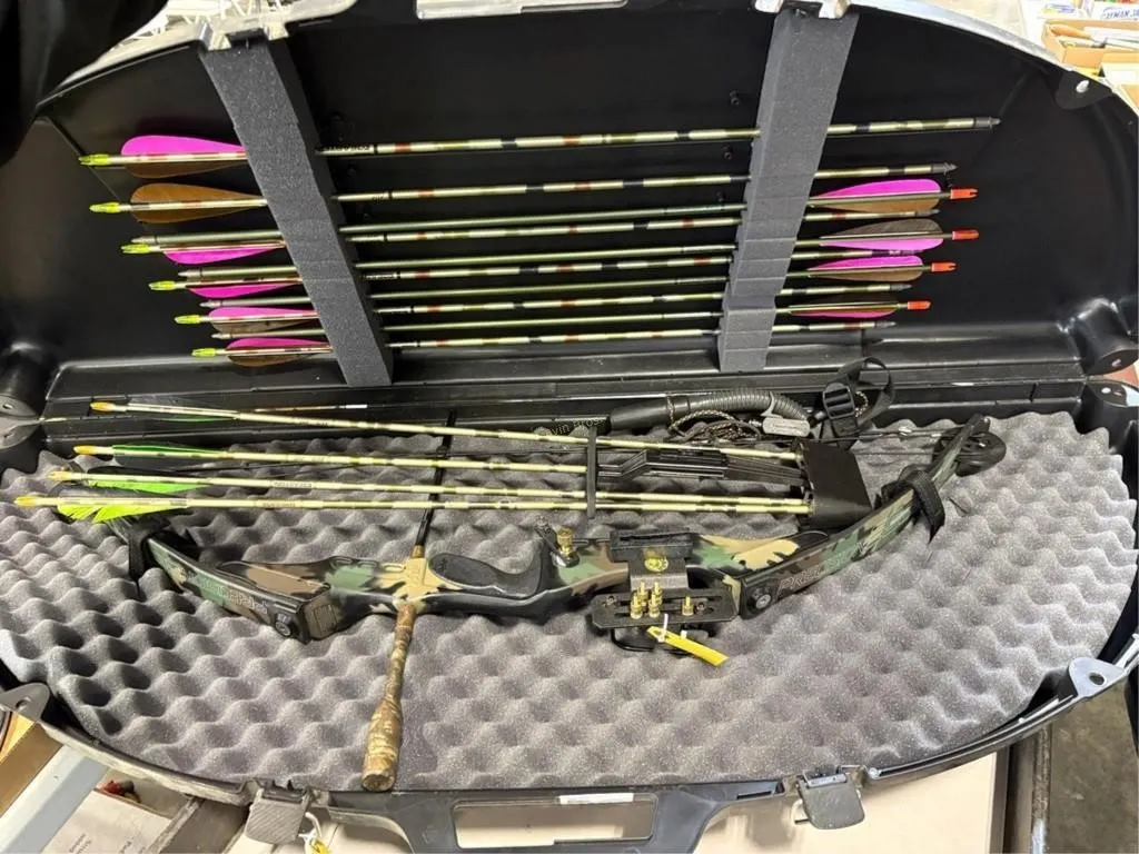 PSE Precision Edge Bow & Hard Case