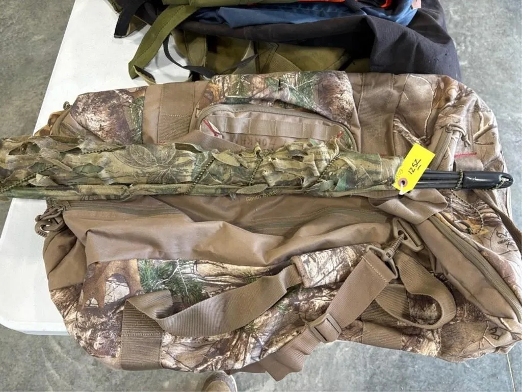 Fieldline Bag & Camo Blind