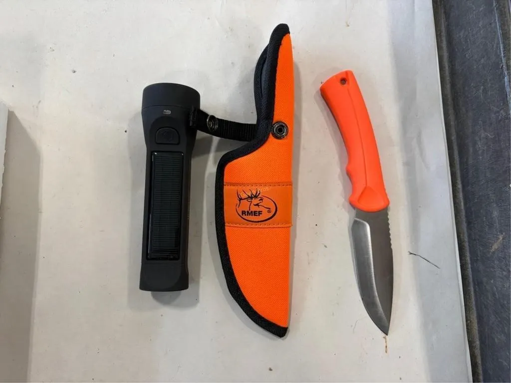 RMEF Buck Knife & other Light