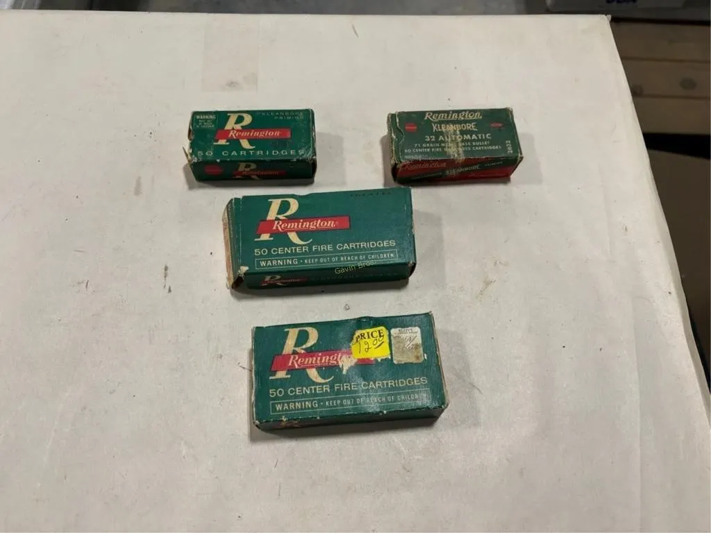 183 Rds 32 Auto; old boxes