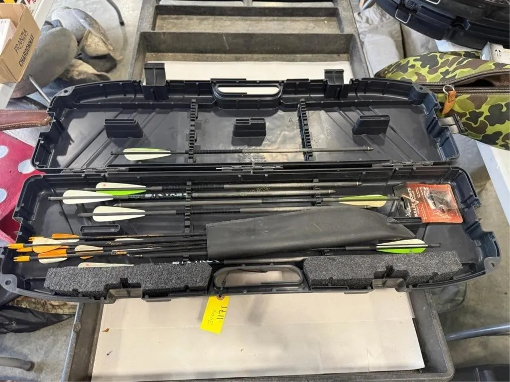 Bow Max Case w/Arrows