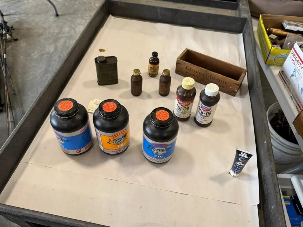 Hodgdon Gun Powder & Oils