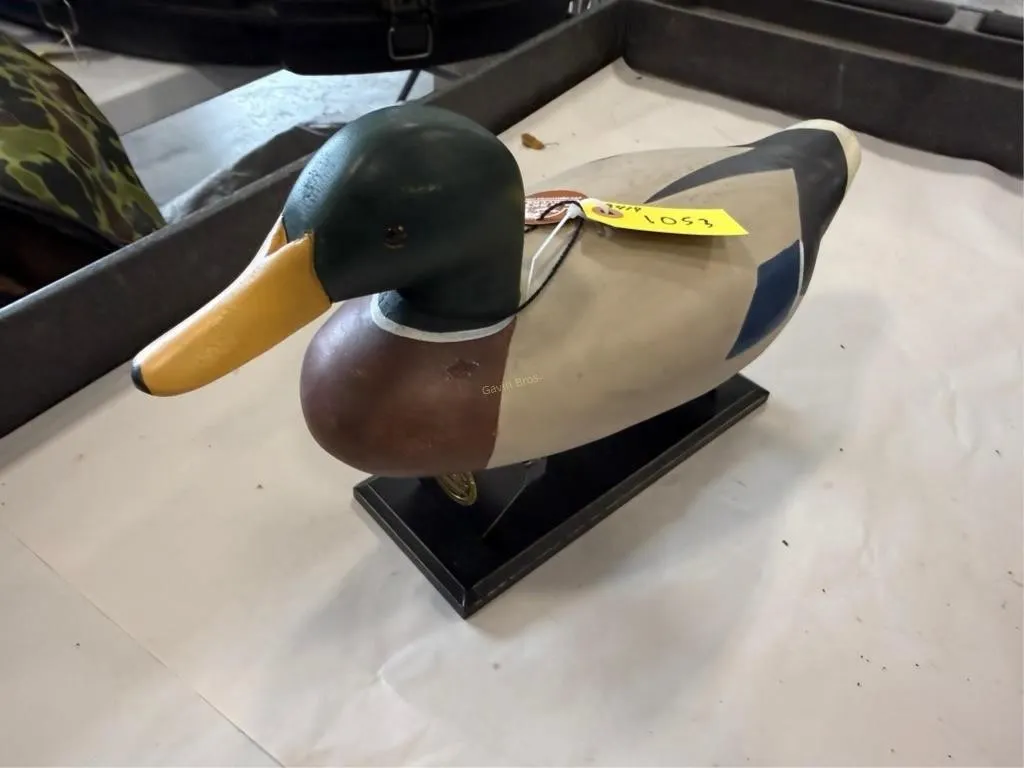 Big Sky Carvers Mallard Cradle Decoy