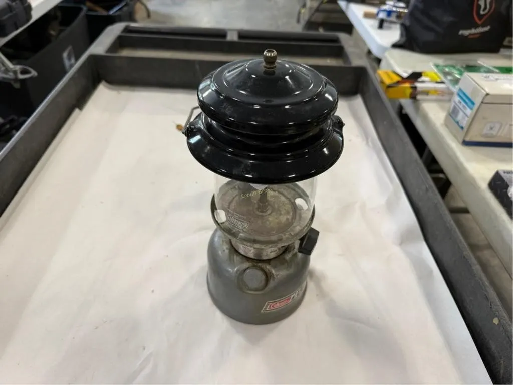 Coleman Unleaded 2 Lantern