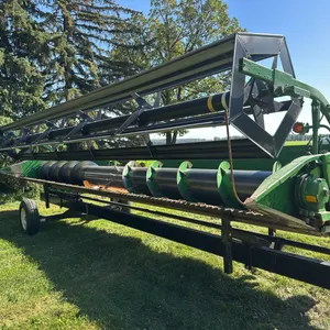 John Deere 925 25’ rigid head