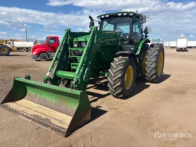 2018 John Deere 6155R 4WD Tractor