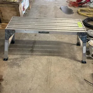 Mastercraft Folding Stand