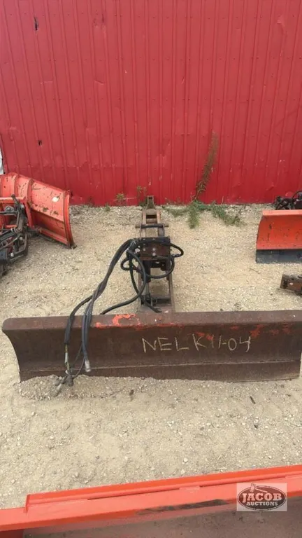 Kubota L series hydraulic angle blade with mount